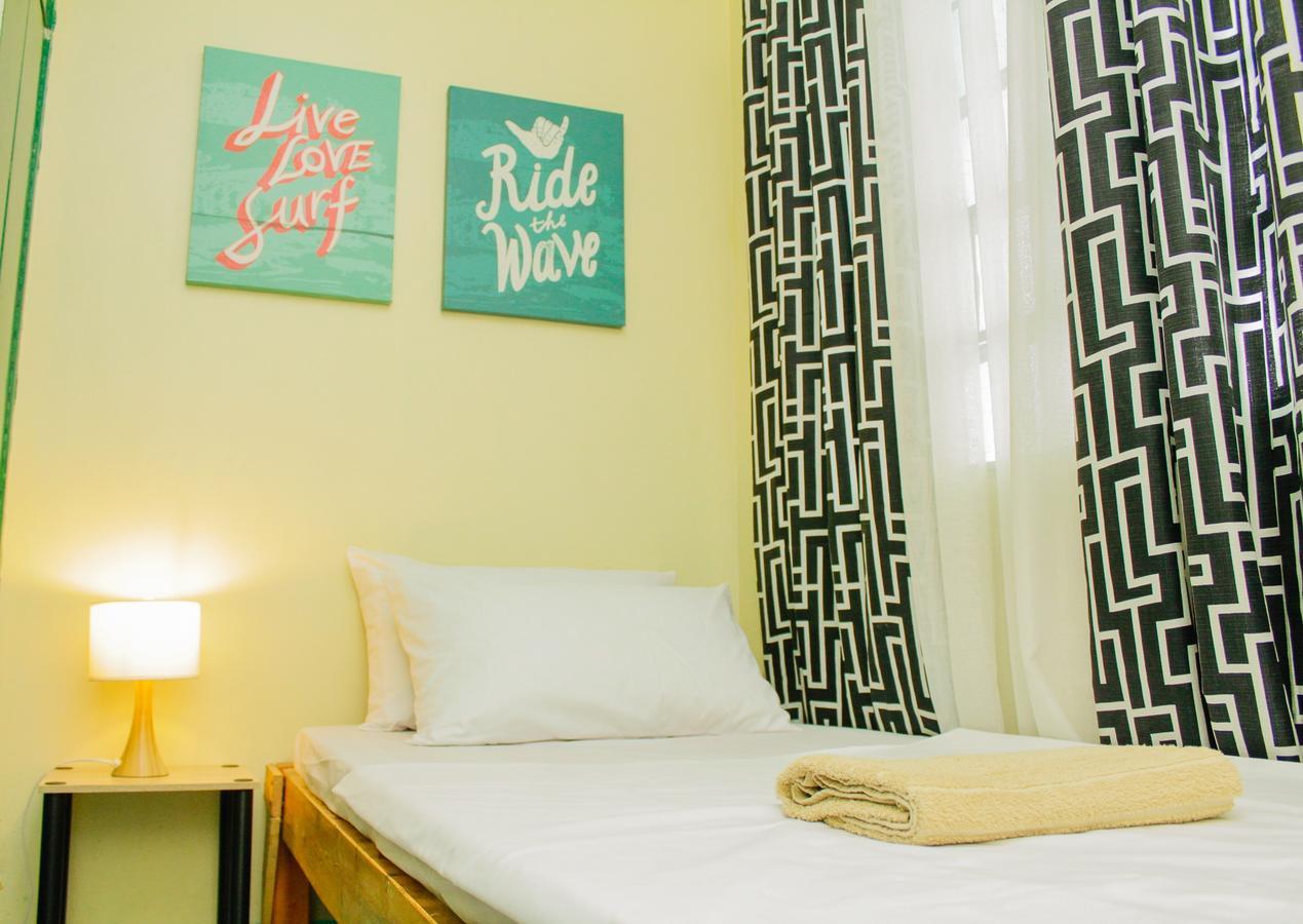 Backpackers Homestay - Nomadsmnl Manila Exterior foto