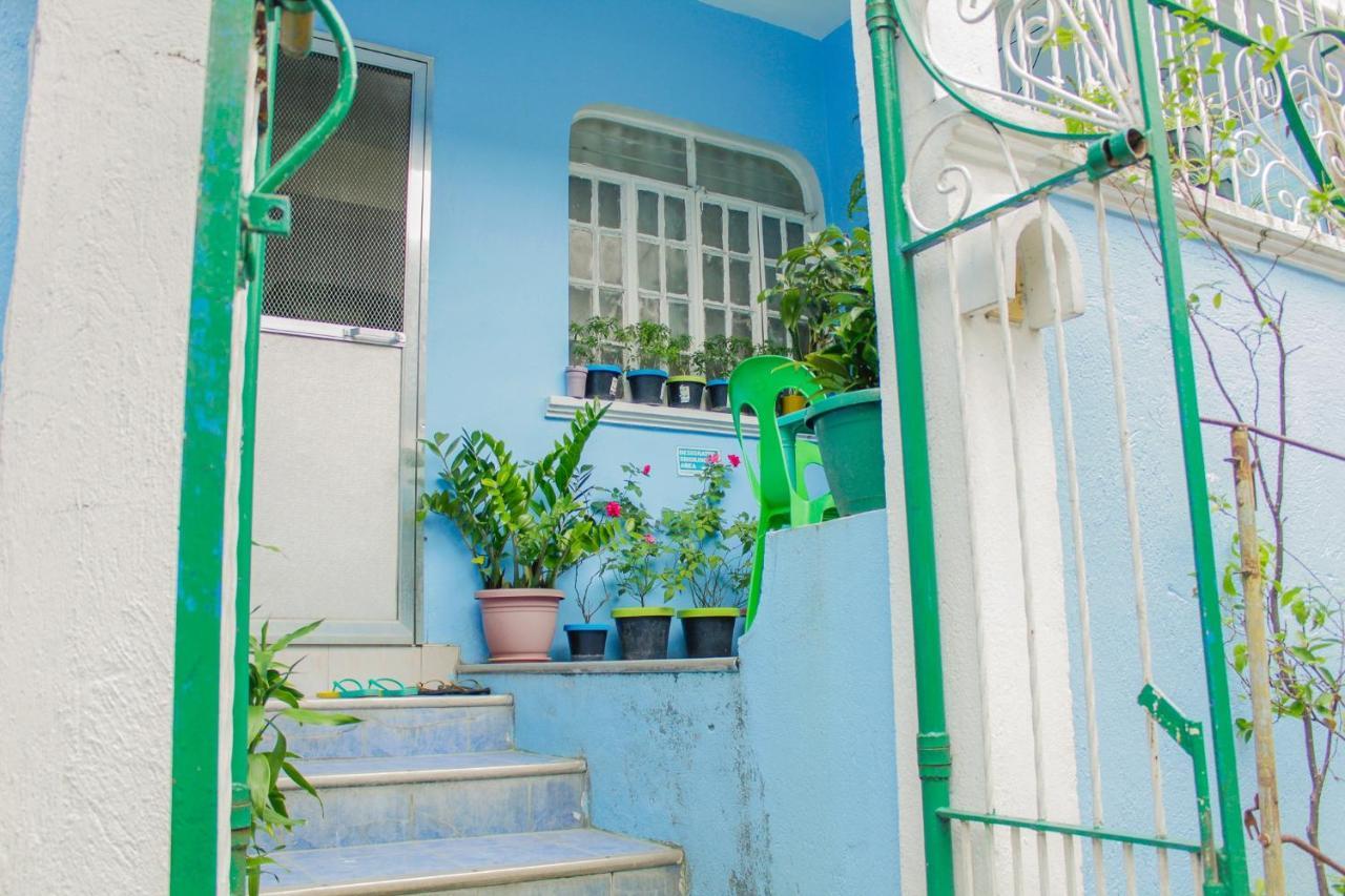 Backpackers Homestay - Nomadsmnl Manila Exterior foto