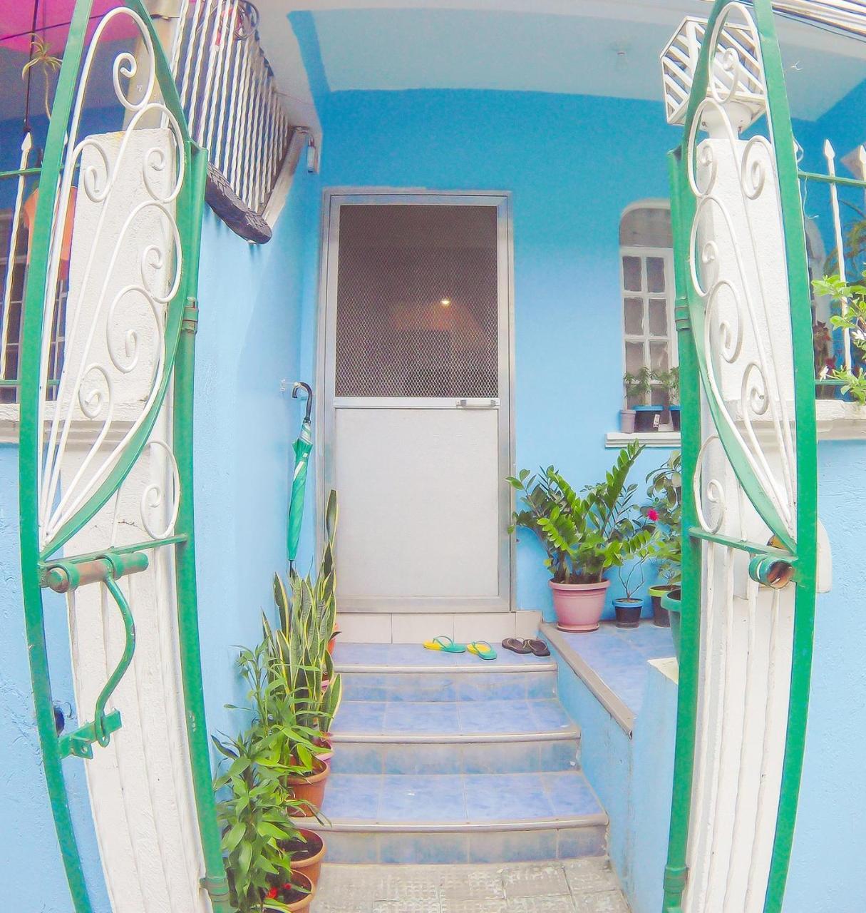 Backpackers Homestay - Nomadsmnl Manila Exterior foto