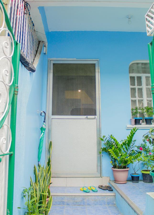 Backpackers Homestay - Nomadsmnl Manila Exterior foto