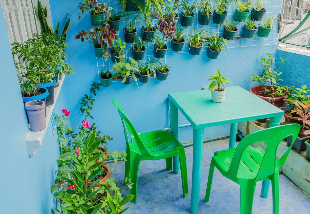 Backpackers Homestay - Nomadsmnl Manila Exterior foto